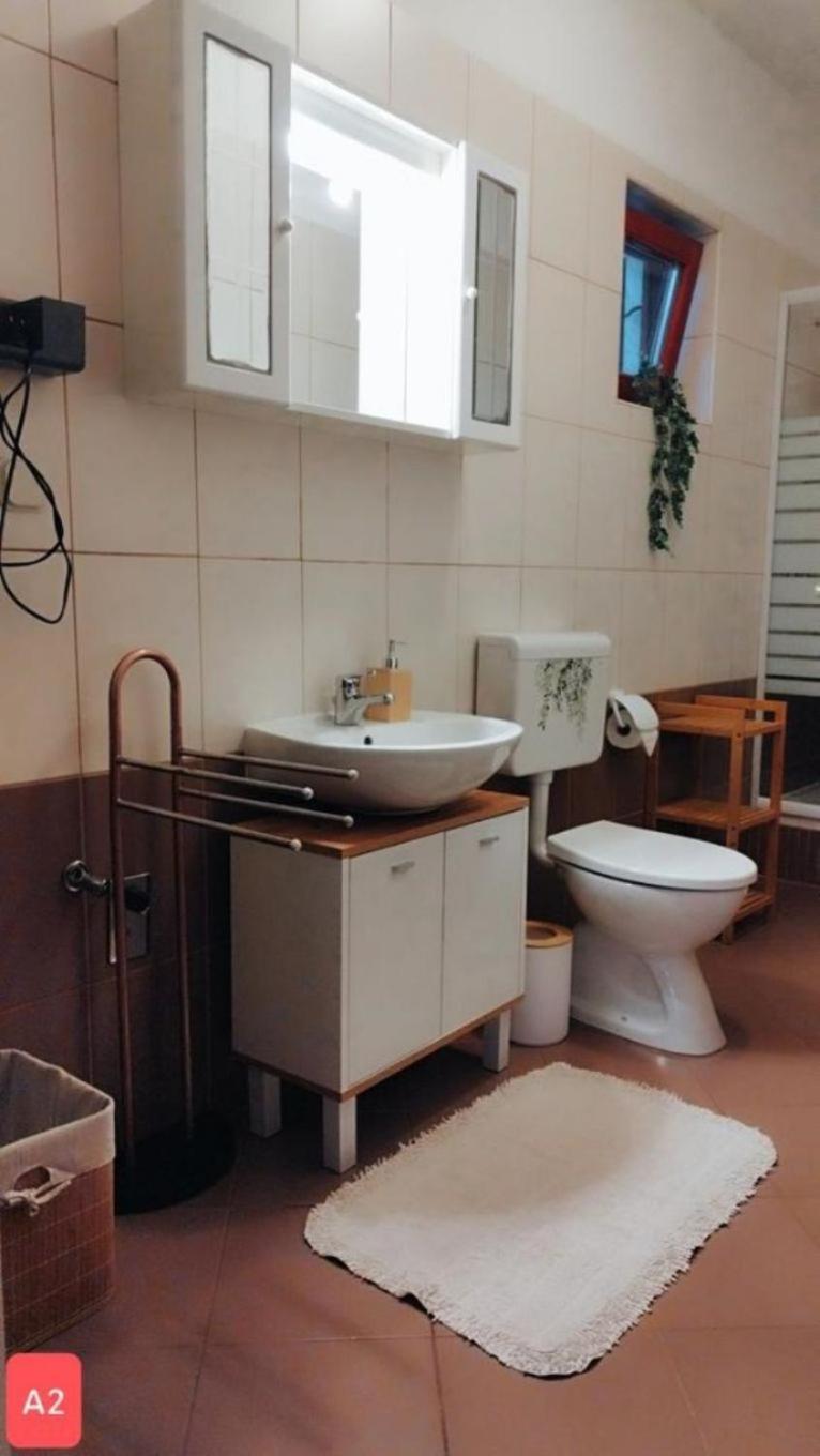 Apartments Josef Veli Rat Ngoại thất bức ảnh