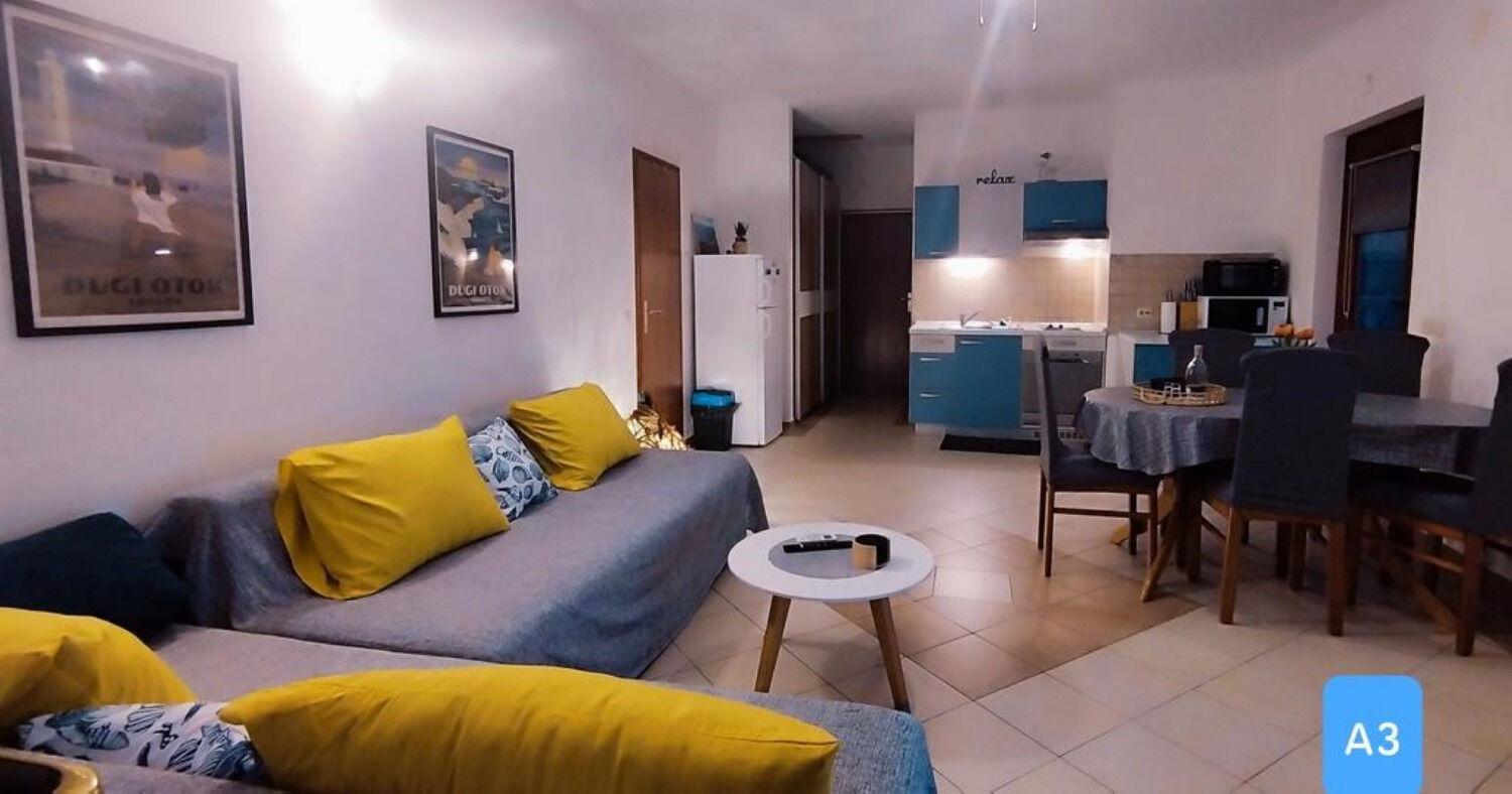 Apartments Josef Veli Rat Ngoại thất bức ảnh